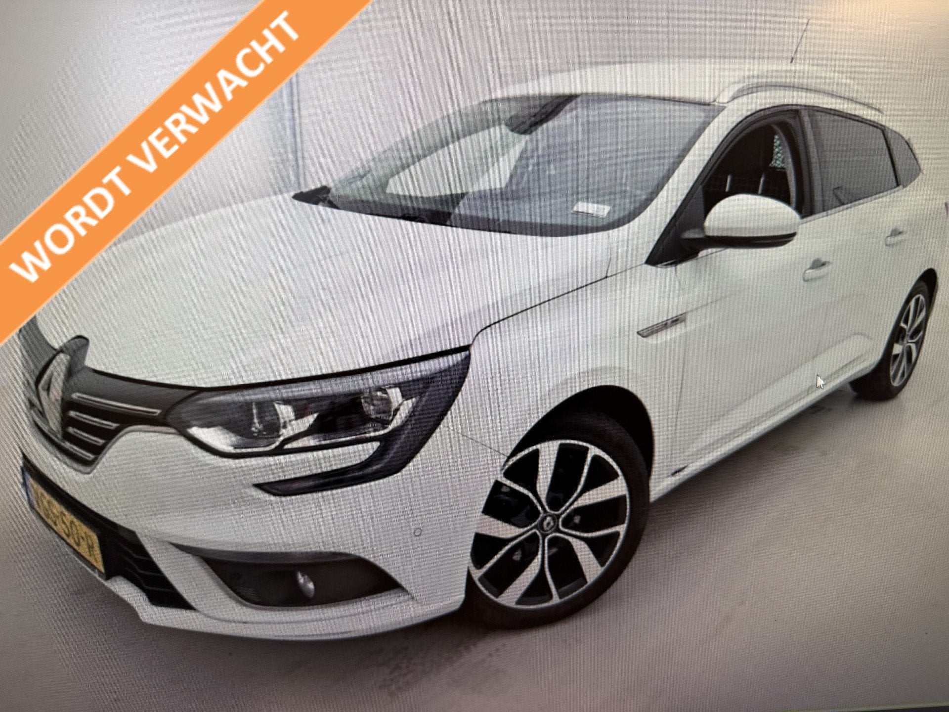 Renault Mégane 1.3 TCE Bose benzine grijs kenteken / vaste, Gebruikt, Met garantie (alle), Renault, Wit