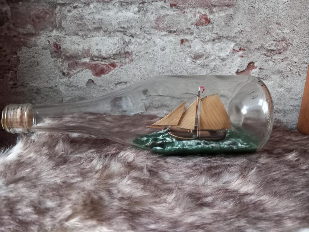 Schip in fles  (oude botter), Hobby en Vrije tijd, Modelbouw | Boten en Schepen, Ophalen of Verzenden