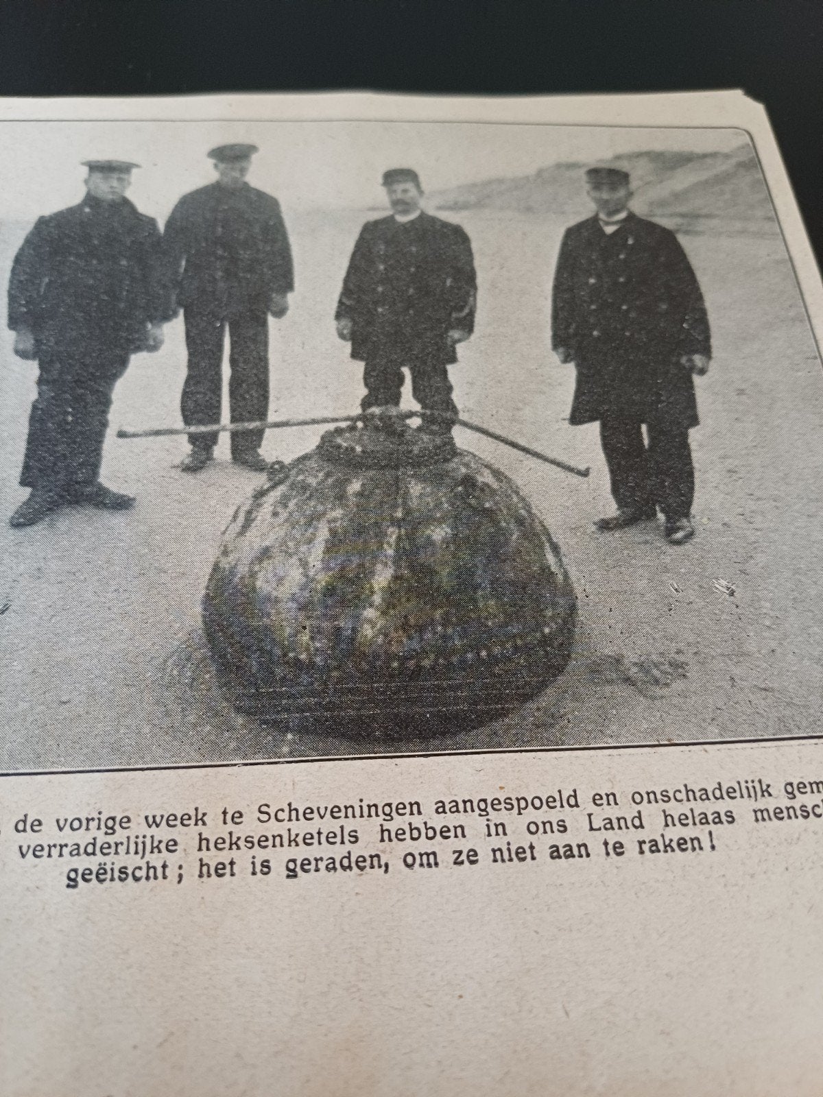 knipsel zeemijn Scheveningen 1915, Ophalen of Verzenden, Voor 1920, Knipsel(s)