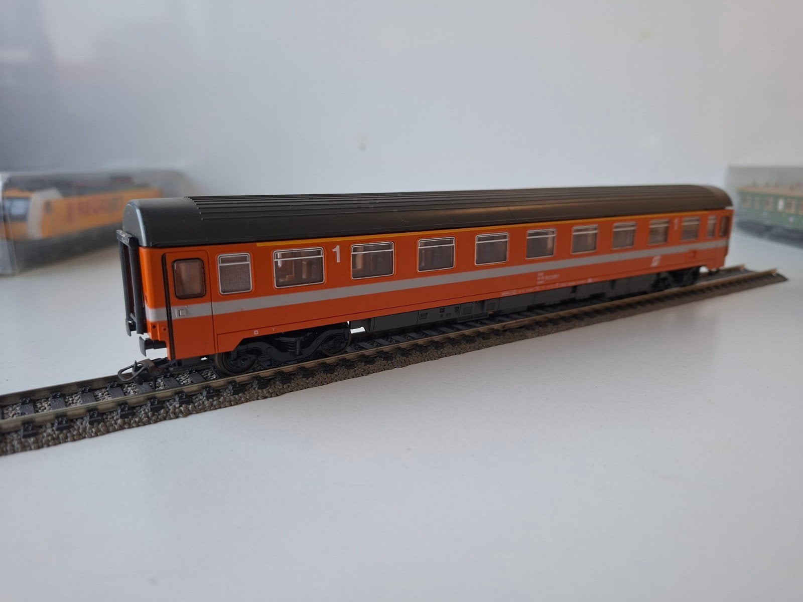 Roco ÖBB rijtuigen 1e en 2e klas met binnenverlichting, Ophalen of Verzenden, Zo goed als nieuw, Wagon, Roco