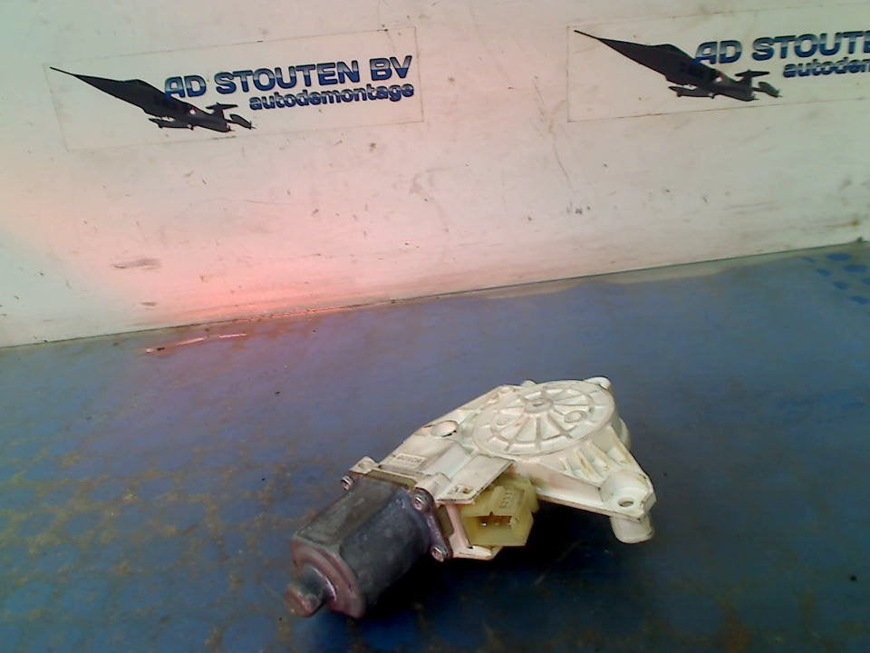 Motor Raammechaniek Links Voor C (W204) 2007, Gebruikt, Mercedes-Benz AG, Mercedes-Benz, Mercedesstraße 120, Stuttgart 70372, , Duitsland