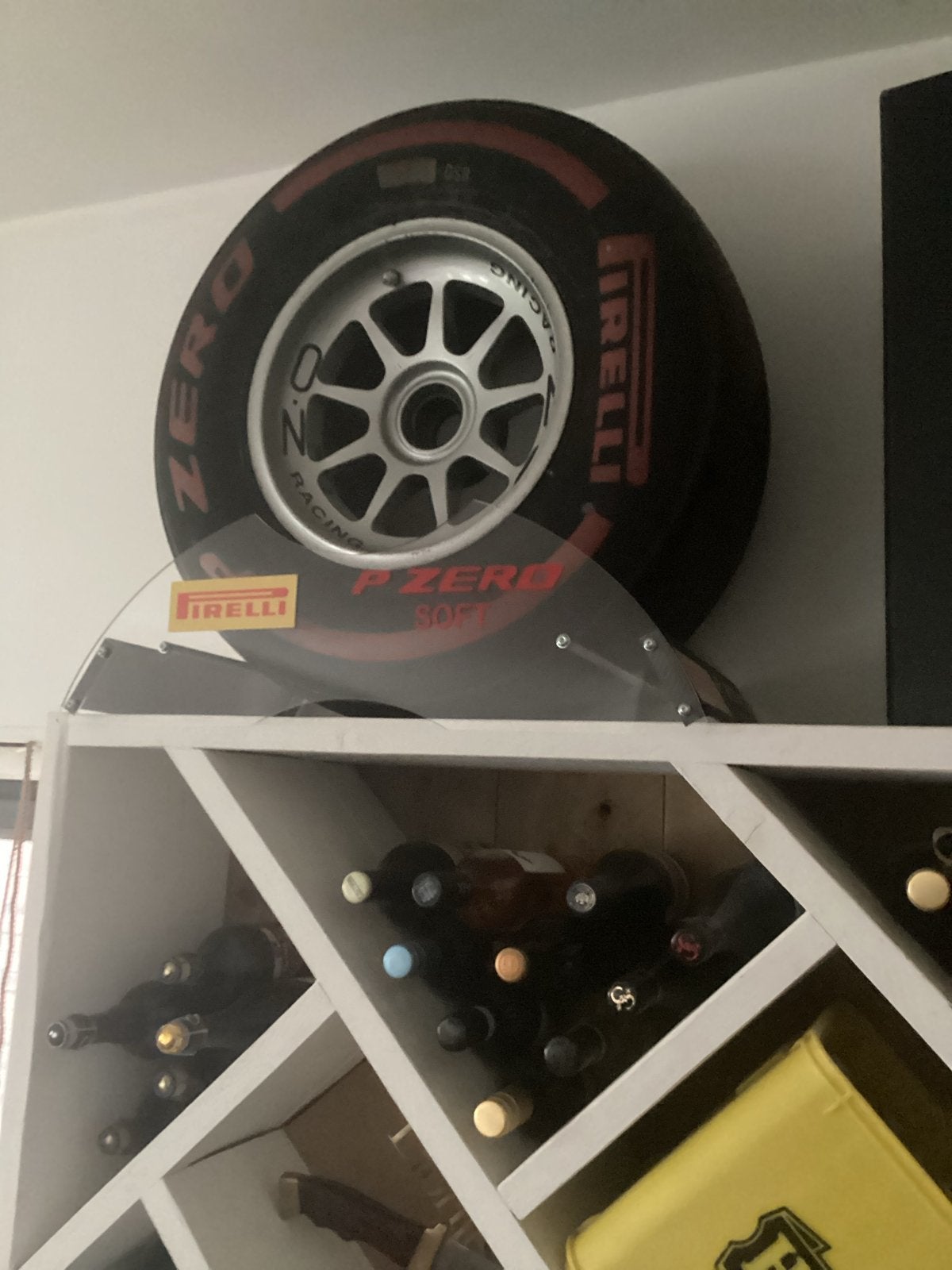 Originele Pirelli band met velg en standaard, Ophalen of Verzenden, Gebruikt