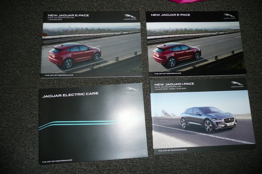 4 folders van de Jaguar E & I SPACE., Ophalen of Verzenden, Zo goed als nieuw, Overige merken, 4 folders van de Jaguar E & I SPACE.