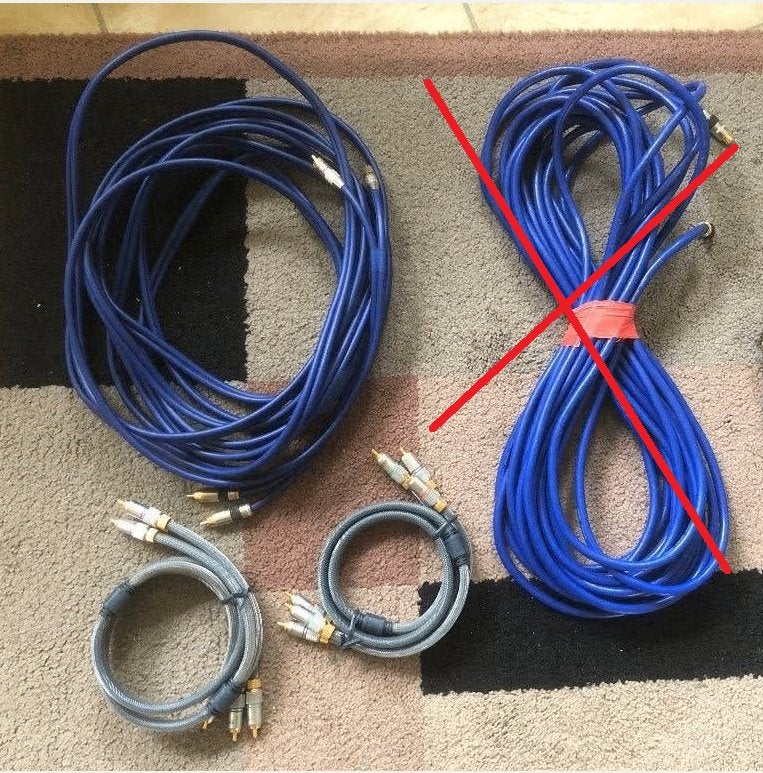 Te Koop: Audio (luidspreker) kabels., Ophalen of Verzenden, Minder dan 2 meter, Luidsprekerkabel