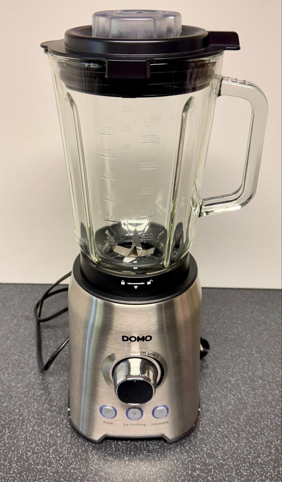 DOMO Blender 1000W - Glazen kan 1,5L - Ice Crushing & Smooth, Ophalen, Zo goed als nieuw, Blender