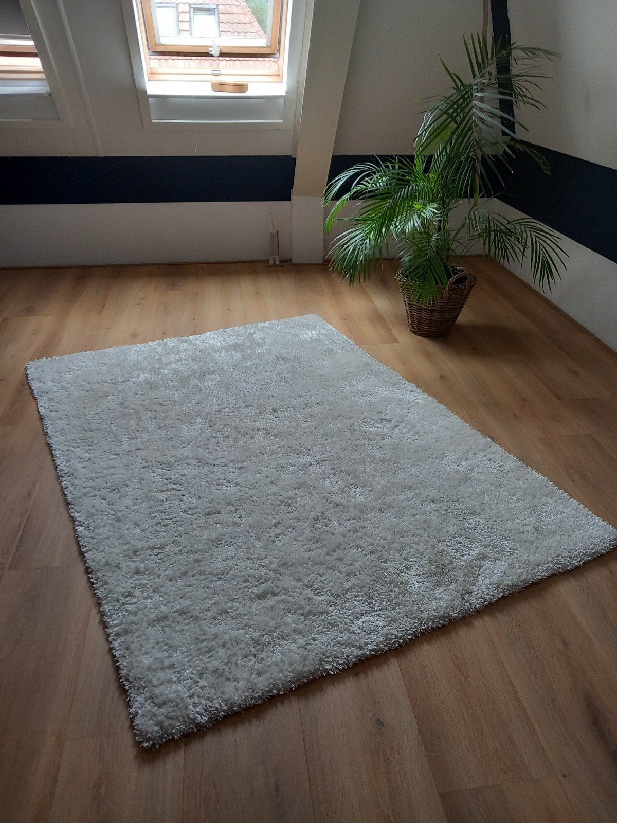 Vloerkleed gebroken wit, Huis en Inrichting, Stoffering | Tapijten en Kleden, Ophalen, 200 cm of meer, Zo goed als nieuw, Beige