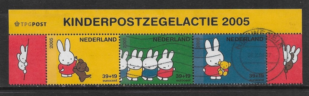 2005, Kinderzegels Nijntje, strook van 3 [2370abc] (K0712), Postzegels en Munten, Postzegels | Nederland, Ophalen of Verzenden