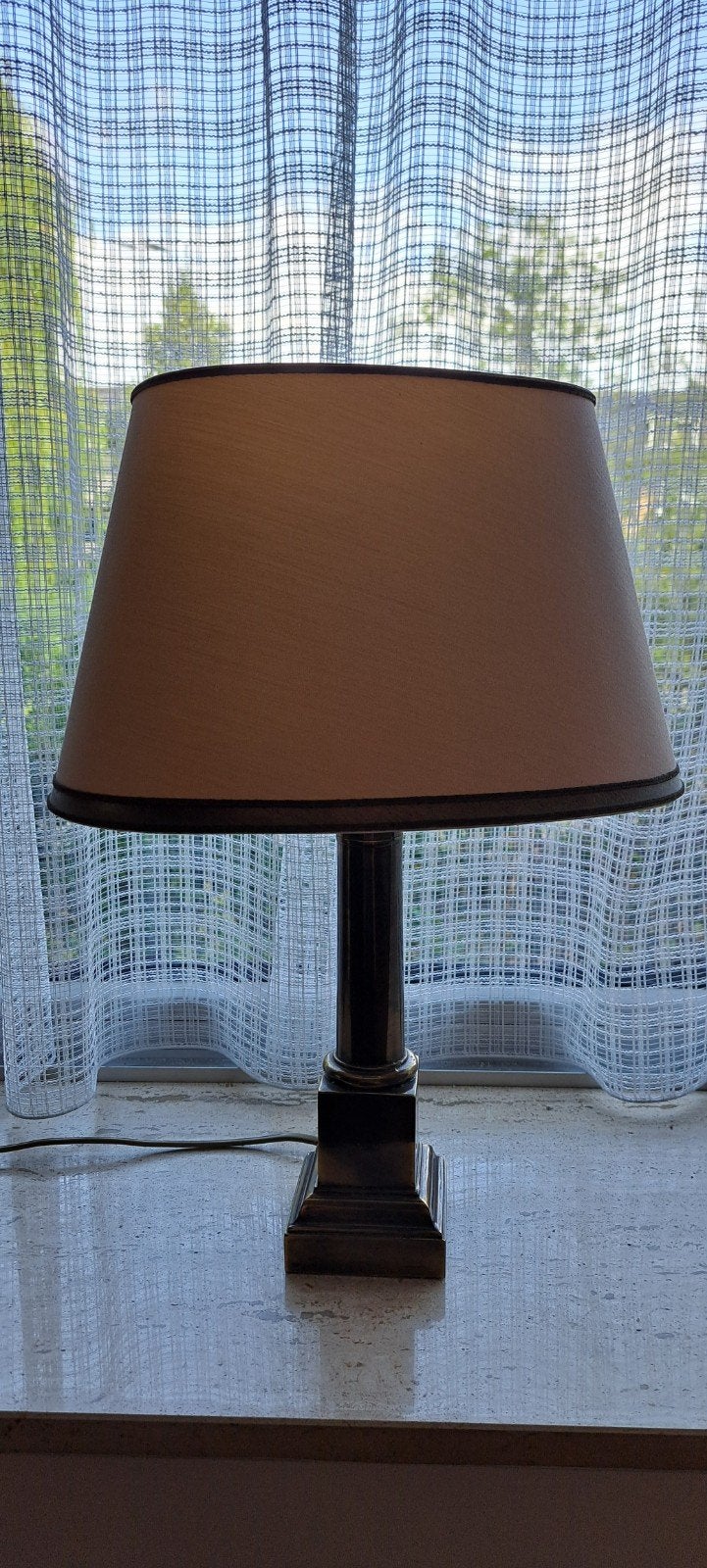 Vintage / Klassieke tafellamp met stoffen kap, Huis en Inrichting, Ophalen, Gebruikt, Metaal, Met kap