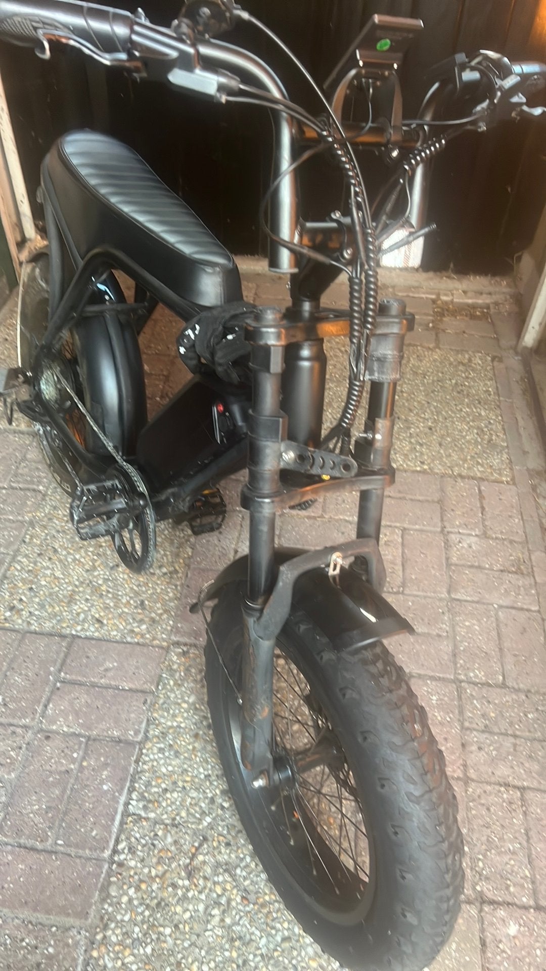 Fetbike V8 lees beschrijving, Fietsen en Brommers, Brommers | Tomos, Ophalen, Gebruikt, Overige modellen, 5 versnellingen
