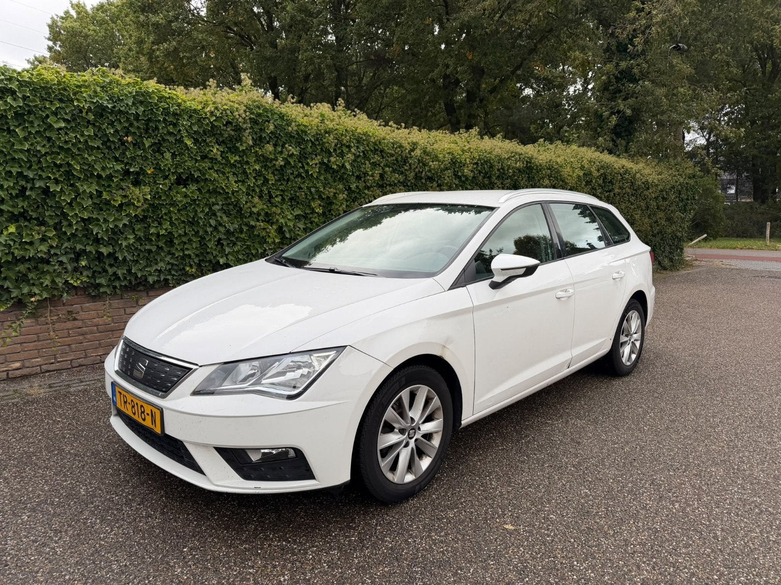 Seat Leon 1.0 Ecotsi 115PK 2018 Wit, Auto's, Voorwielaandrijving, Leon, 620 kg, Origineel Nederlands