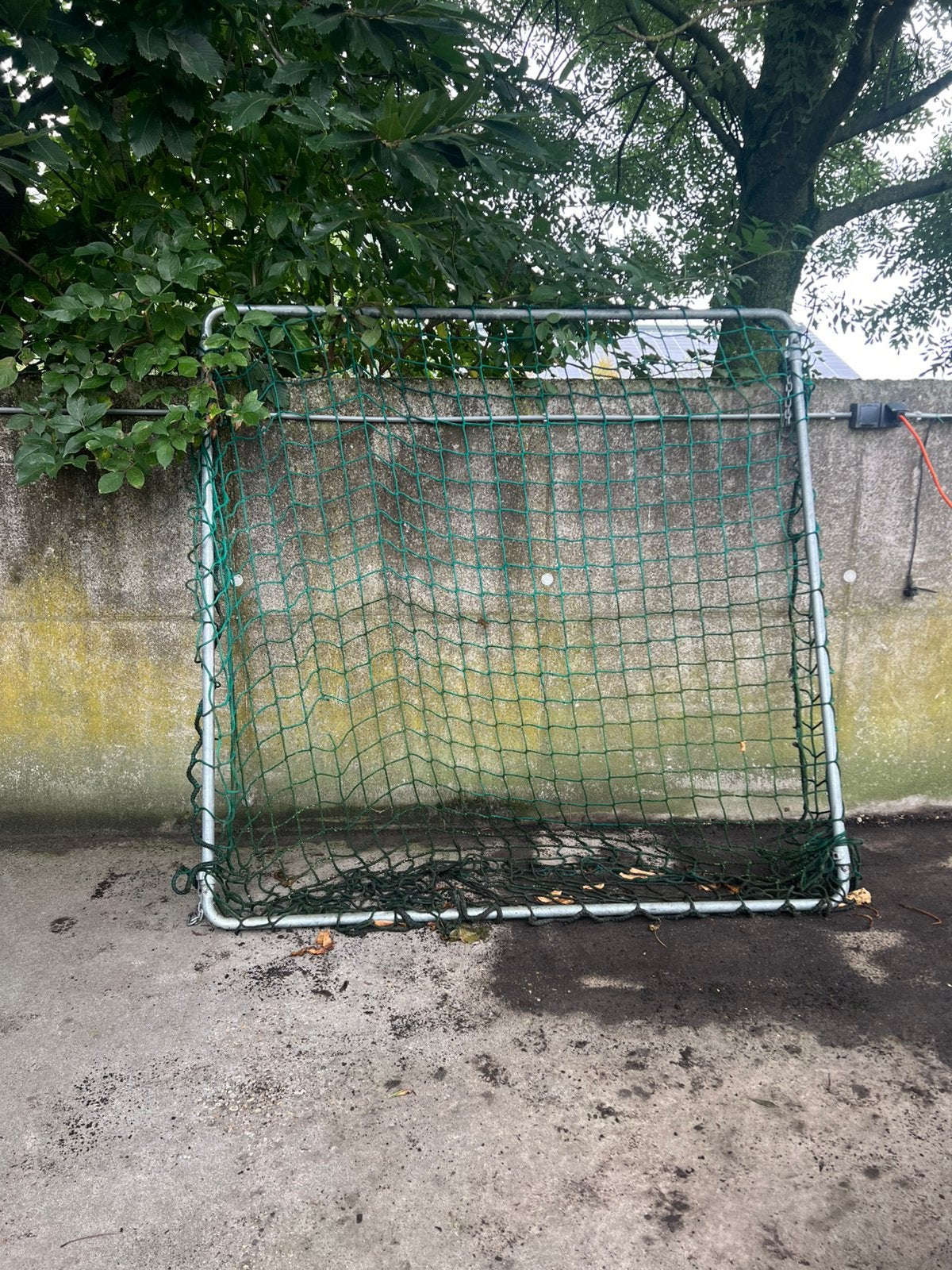 Hooinet met frame voor hooiruif, Ophalen, Gebruikt