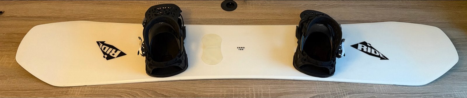 Nieuw Ride Zero Snowboard 159 met Salomon bindingen + tas, Ophalen of Verzenden, Nieuw, Board