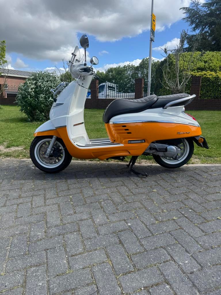 Peugeot Django scooter, Ophalen of Verzenden, Gebruikt, Benzine, Overige modellen