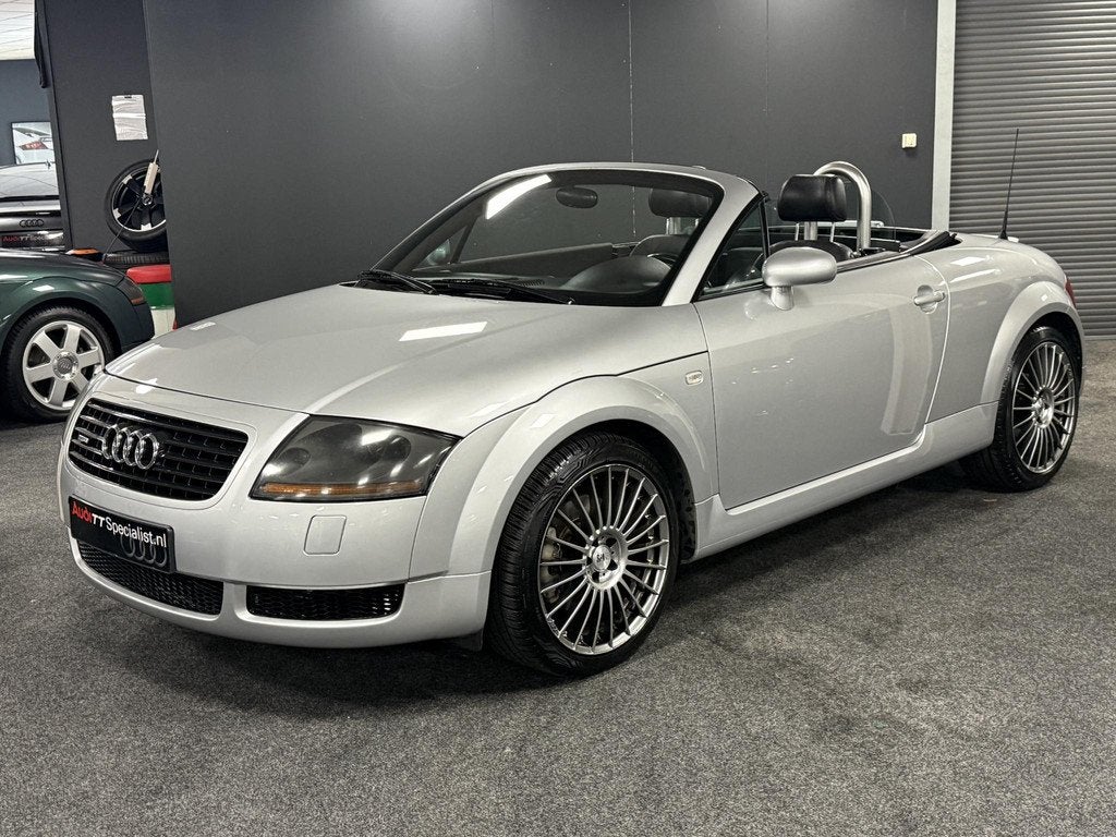 Audi TT Roadster 1.8 5V Turbo quattro 225PK Nette Staat, TT, Gebruikt, Zwart, 4 cilinders