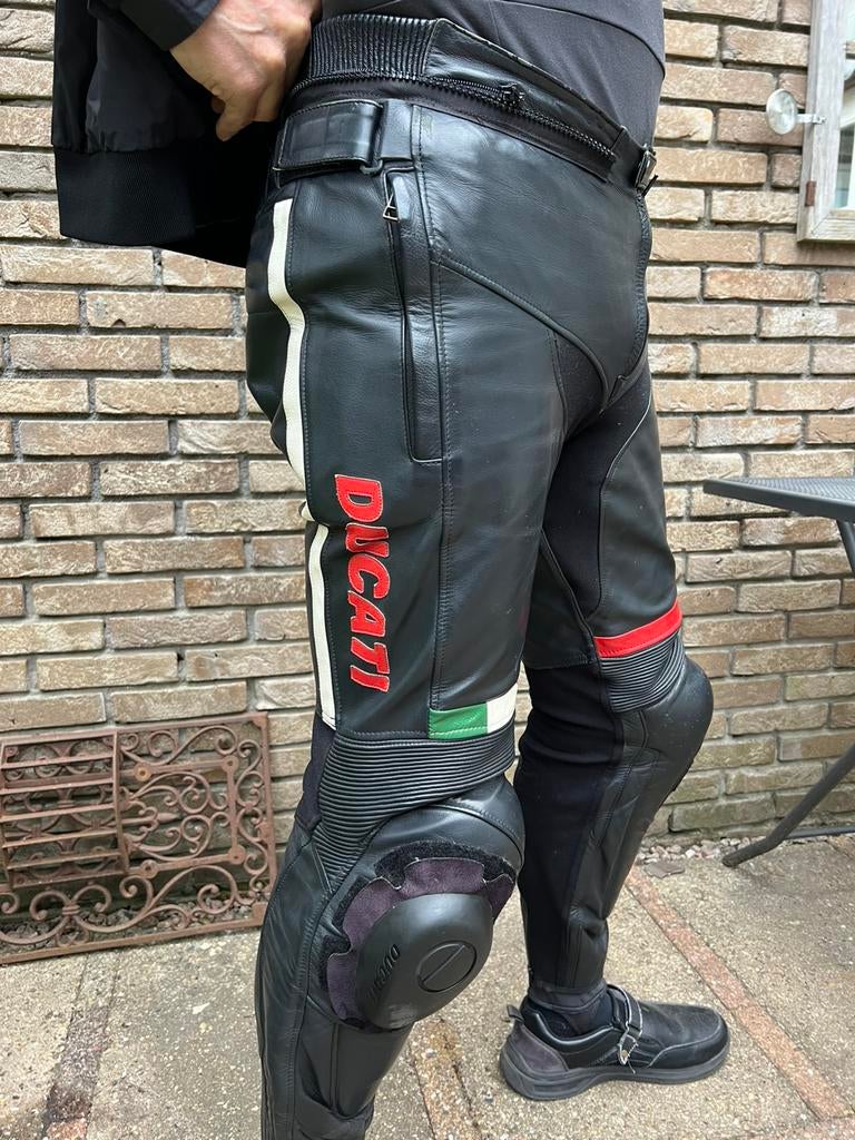 Ducati leren motorbroek maat 52, Ophalen of Verzenden, Tweedehands, Heren, Broek | leer