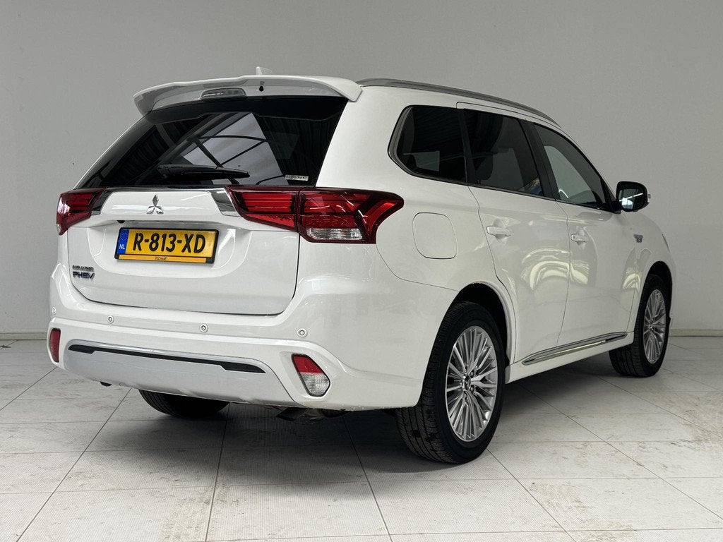 Mitsubishi Outlander 2.4 PHEV Intense+ | Navigatie | 360 C, Automaat, 4 cilinders, Plug-in hybride, Bedrijf