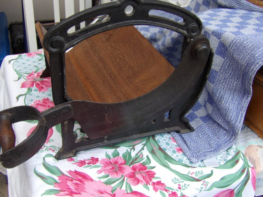 oude broodsnijder/ groentesnijder/ snijmachine manueel, Antiek en Kunst, Ophalen of Verzenden
