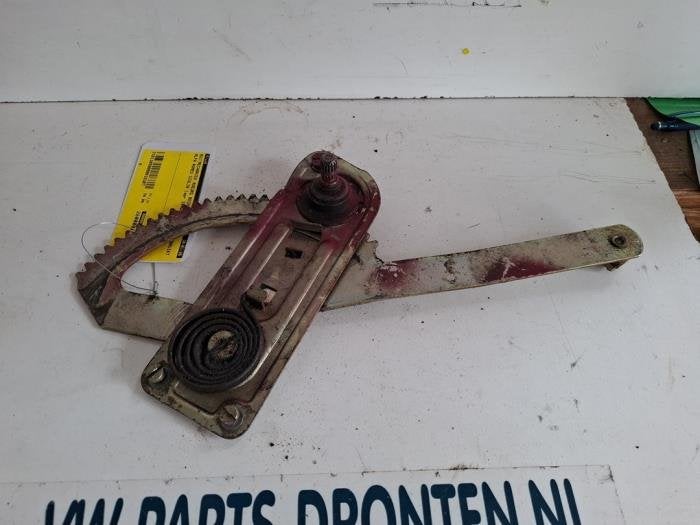 Ruitmechaniek 4Deurs rechts-voor van een Alfa Romeo Giulia, Gebruikt, -, Verzenden, -