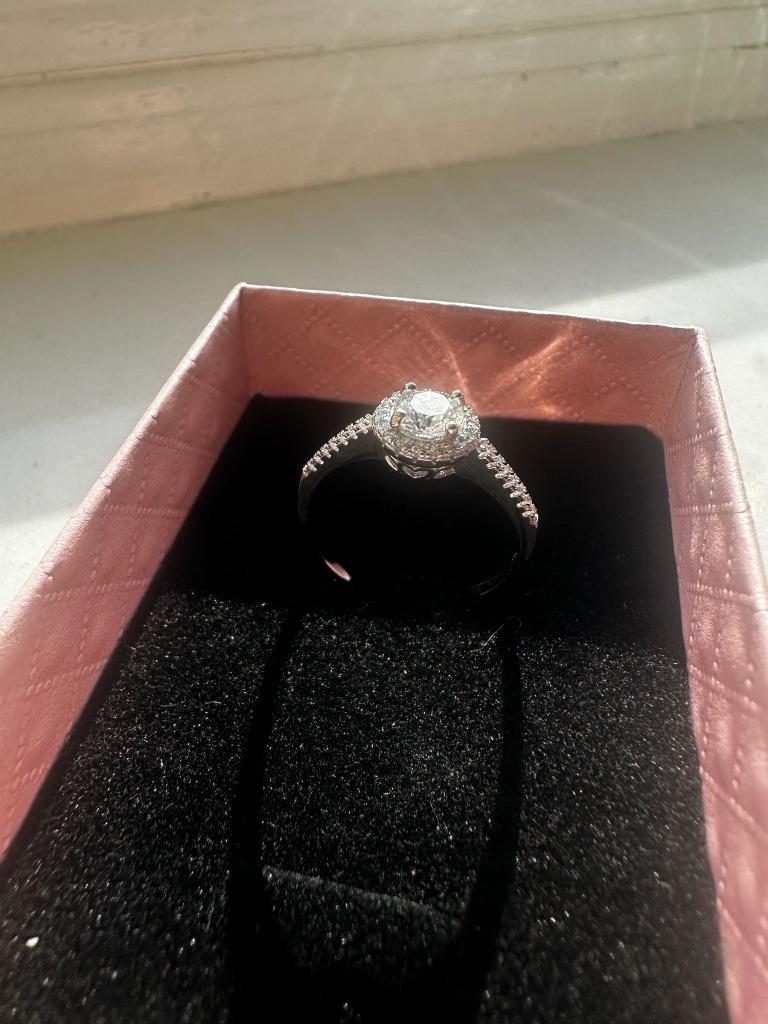 VVS1 Moissanite Verlovingsring, Sieraden, Tassen en Uiterlijk, Ophalen of Verzenden, Nieuw