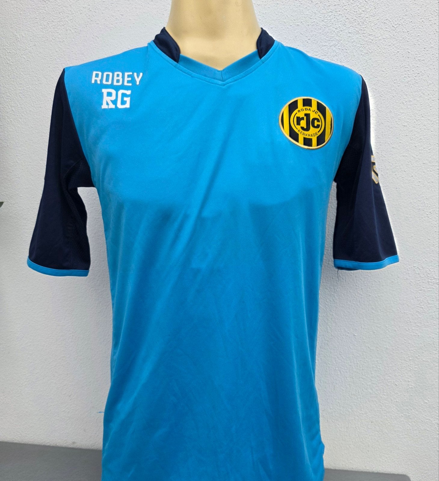 Roda JC Kerkrade Robey RG Voetbalshirt - Maat L, Robey, Ophalen of Verzenden, Voetbal, Maat 48/50 (M)