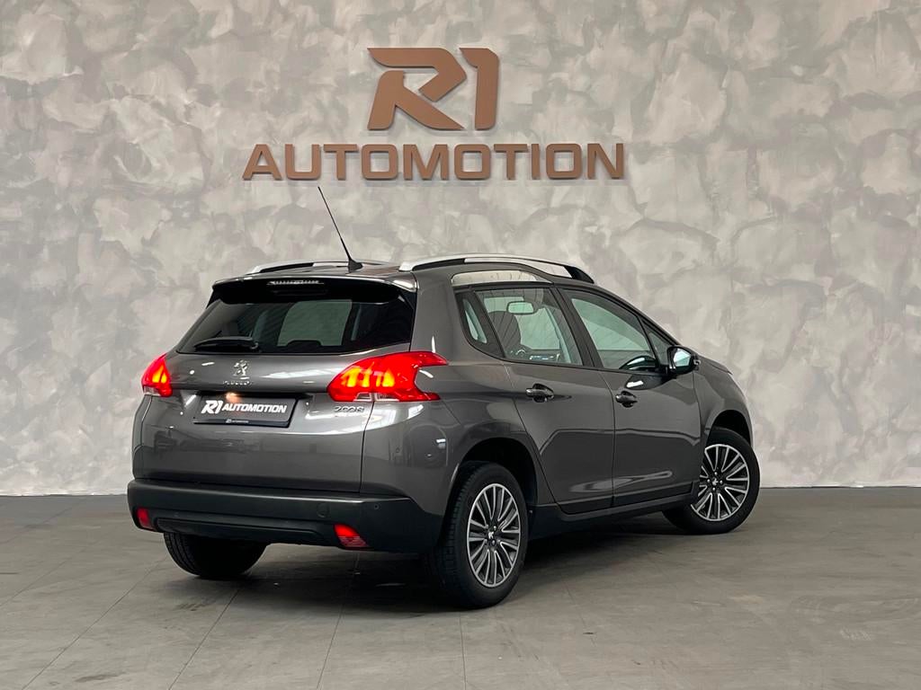 Peugeot 2008 1.2 AUTOMAAT|PANORAMADAK|NAP|SERVICE HISTORIE|N, Auto's, Peugeot, 1199 cc, 82 pk, 770 kg, 23 km/l