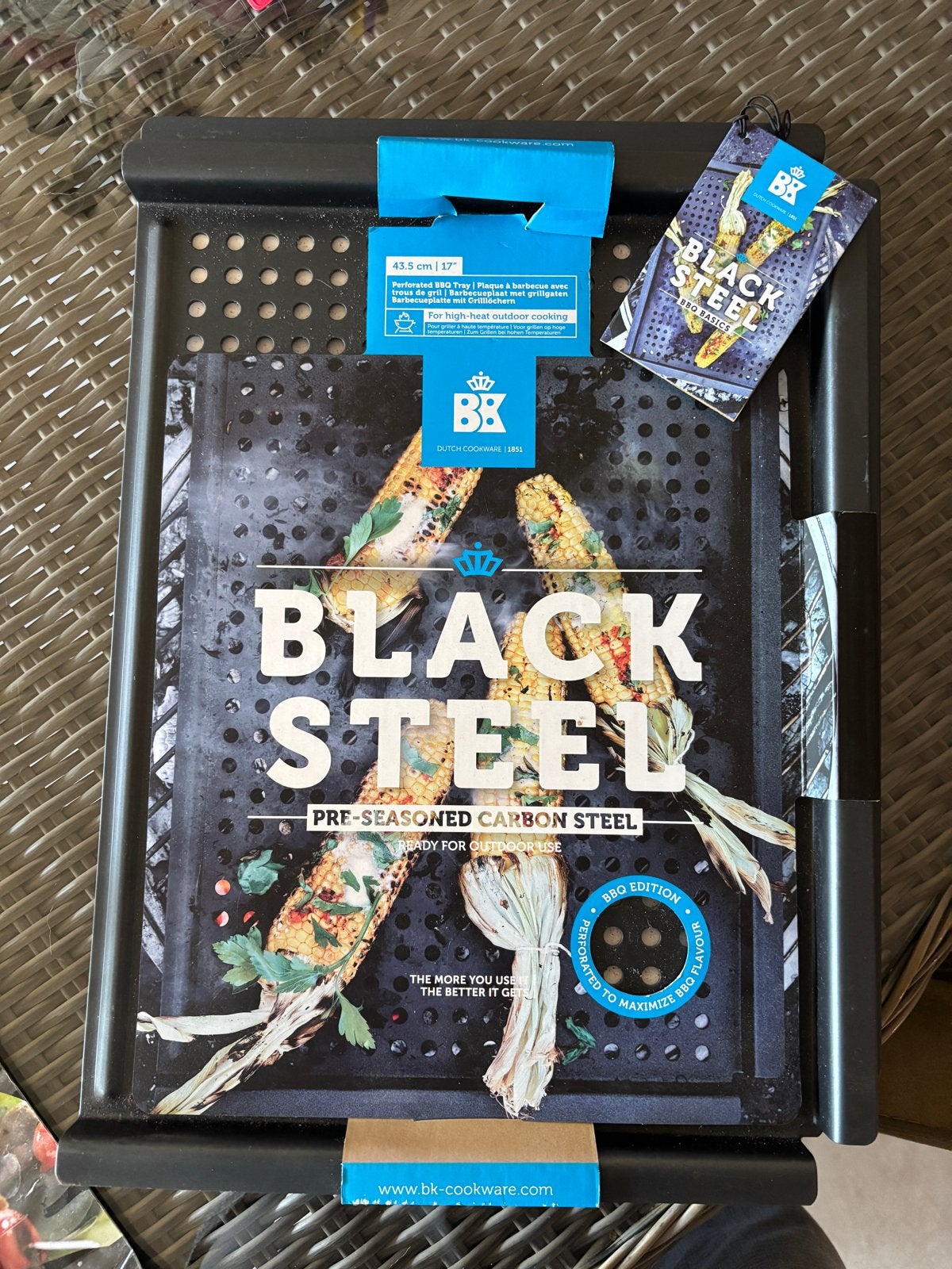 BK Black Steel geperforeerde BBQ-plaat 43.5 cm, Ophalen, Nieuw