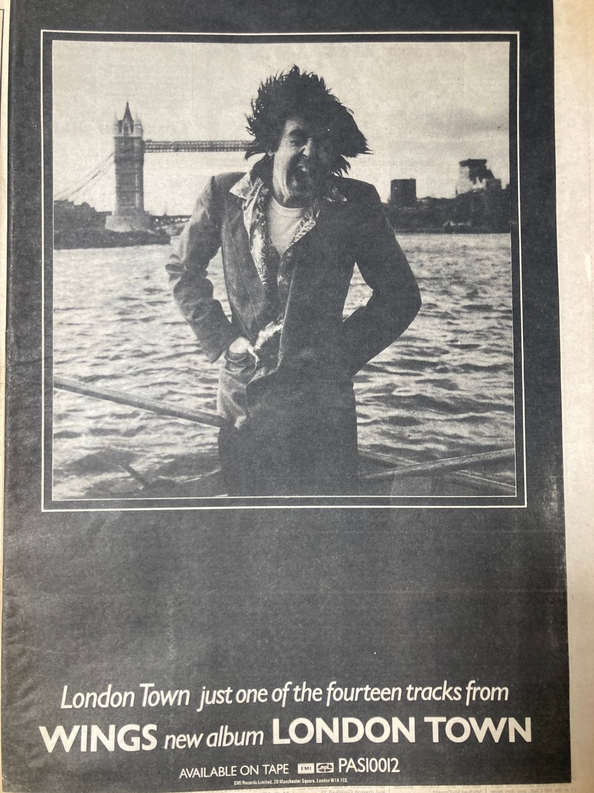 Paginagrote A3 advertentie PAUL MCCARTNEY London Town releas, Ophalen of Verzenden, Zo goed als nieuw