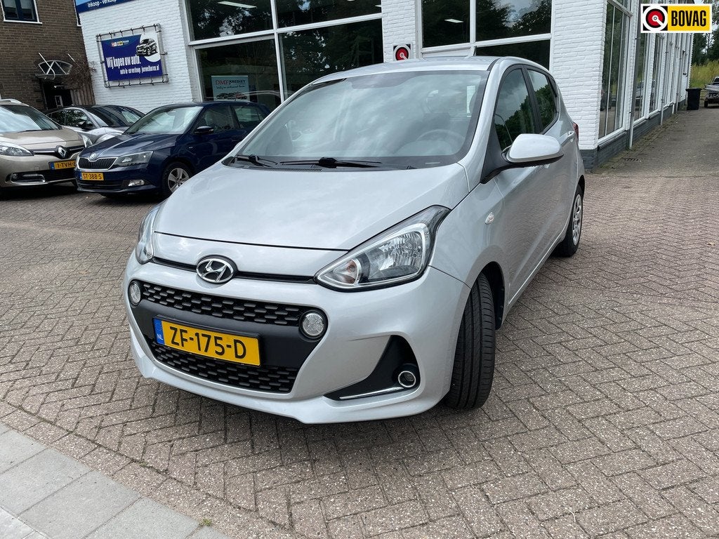 Hyundai I10 1.0i Comfort, Gebruikt, Start-stop-systeem, 4 stoelen, Origineel Nederlands