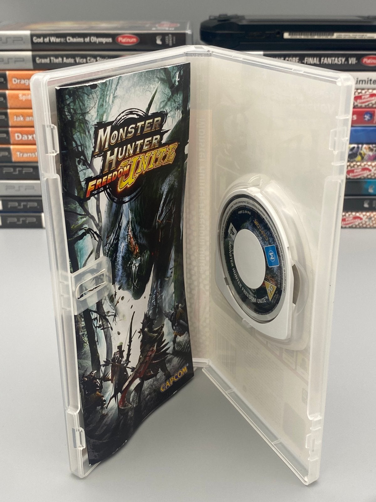 Monster Hunter Freedom Unite - PSP PlayStation Portable CIB, 1 speler, Info@capcom.com, Ophalen of Verzenden, Role Playing Game (Rpg)