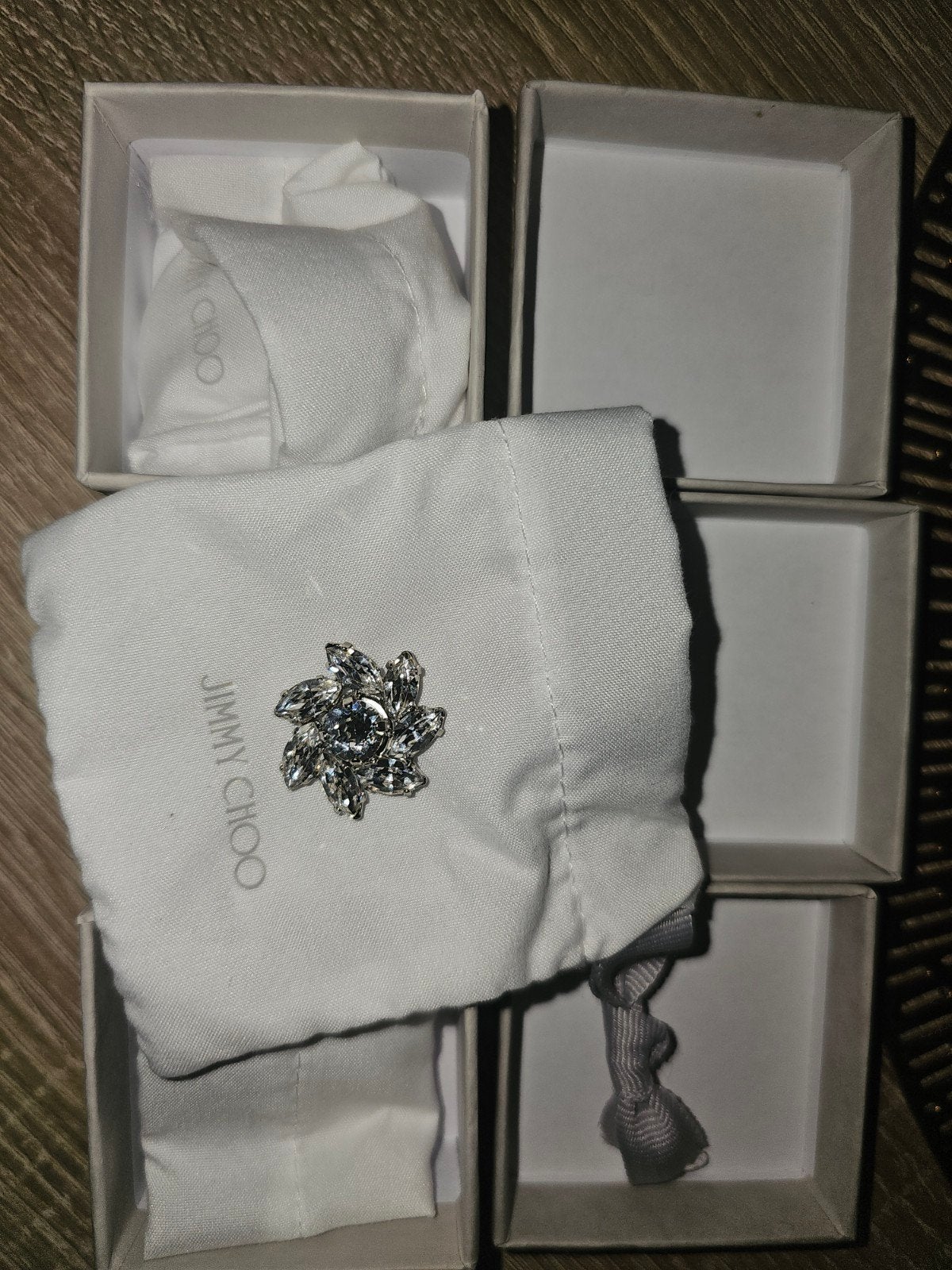 Jimmy Choo broche voor crocs, Overige materialen, Minder dan 4 cm, Nieuw, Ophalen of Verzenden