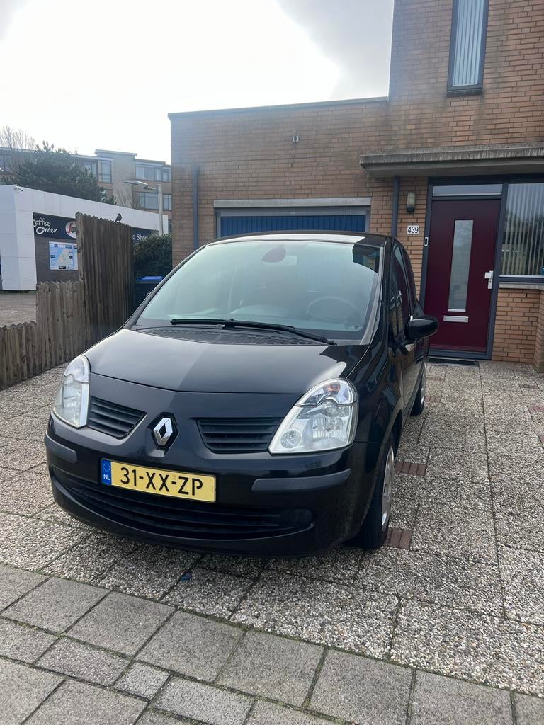 Renault Modus 1.6 16V AUT 2007 Zwart, Auto's, Renault, Stof, Zwart, 4 cilinders, Zwart