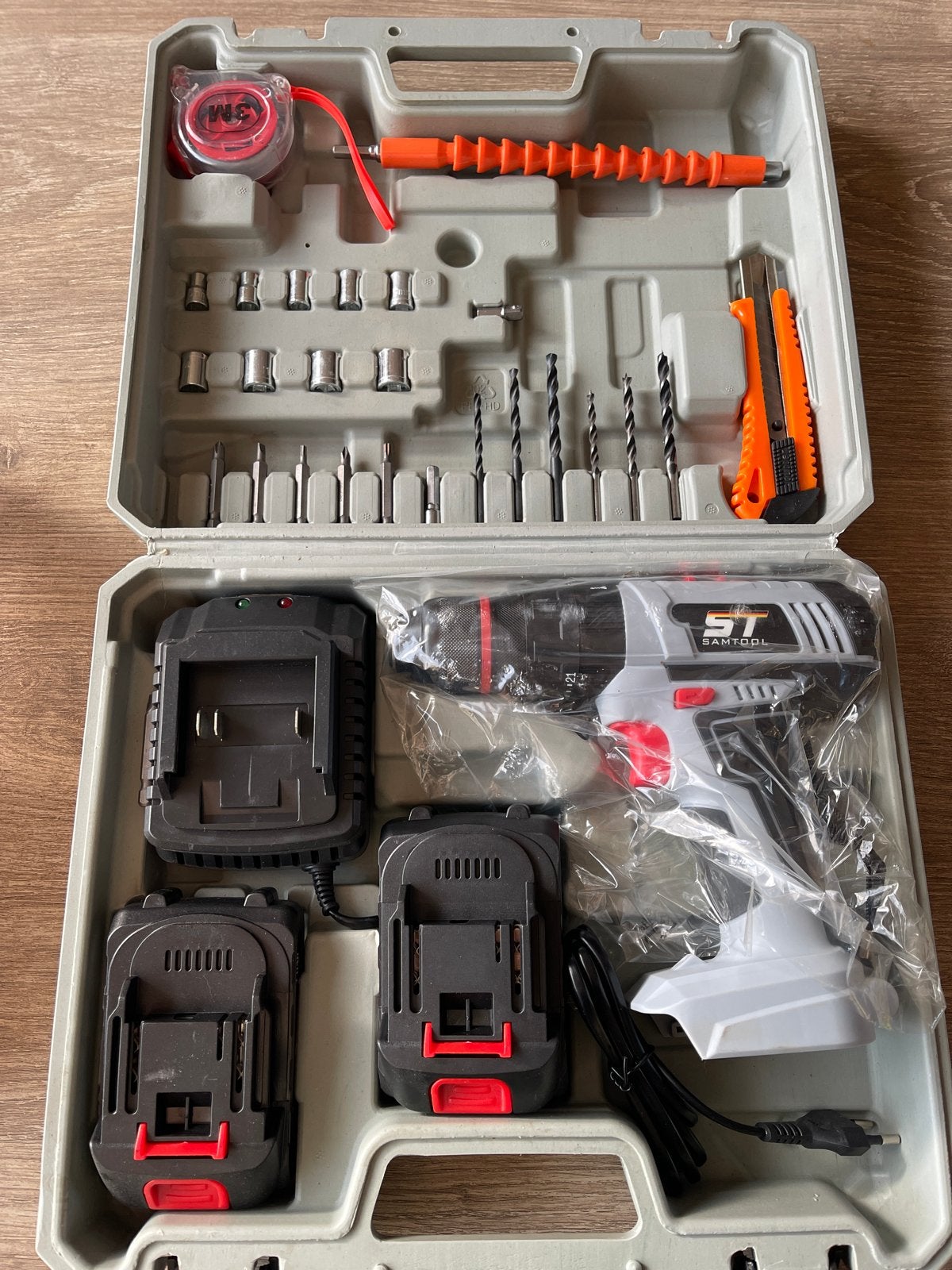 ST Samtool Accuboormachine 21V met 2 accu's en 30-delige set