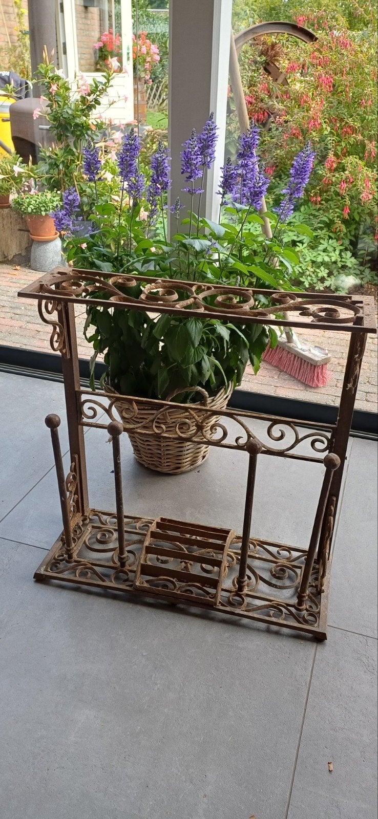 Decoratief ijzeren laarzenrek voor 4 paar laarzen, Ophalen, Gebruikt