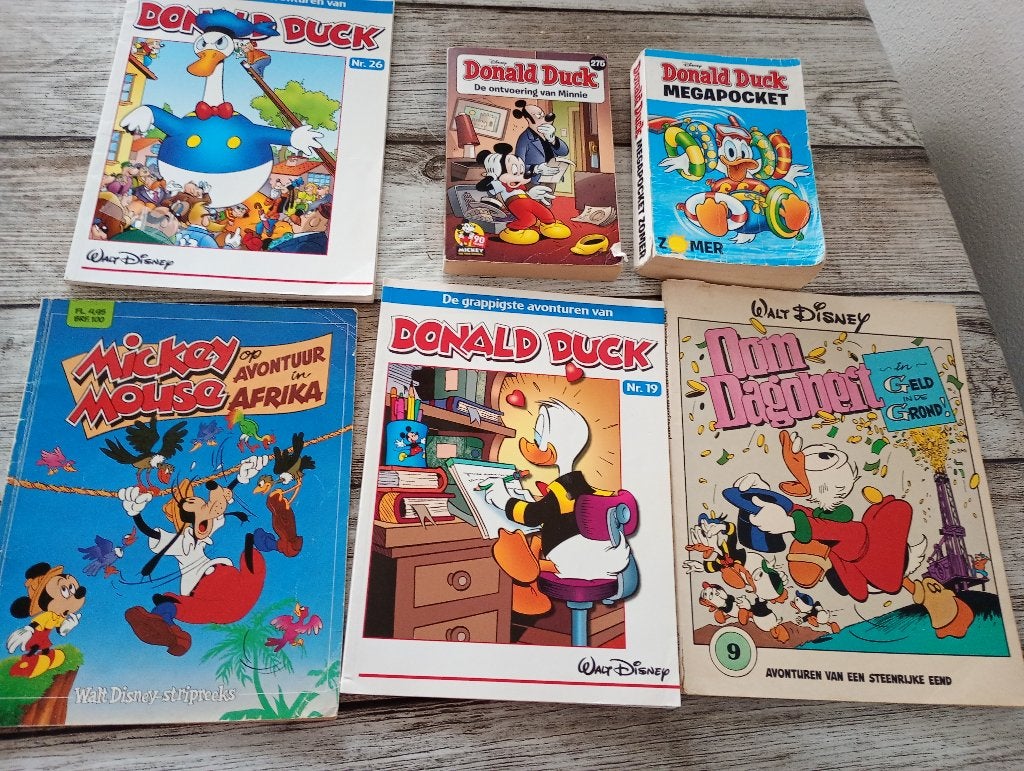 Donald duck pockets en boeken, Meerdere stripboeken, Ophalen of Verzenden, Gelezen