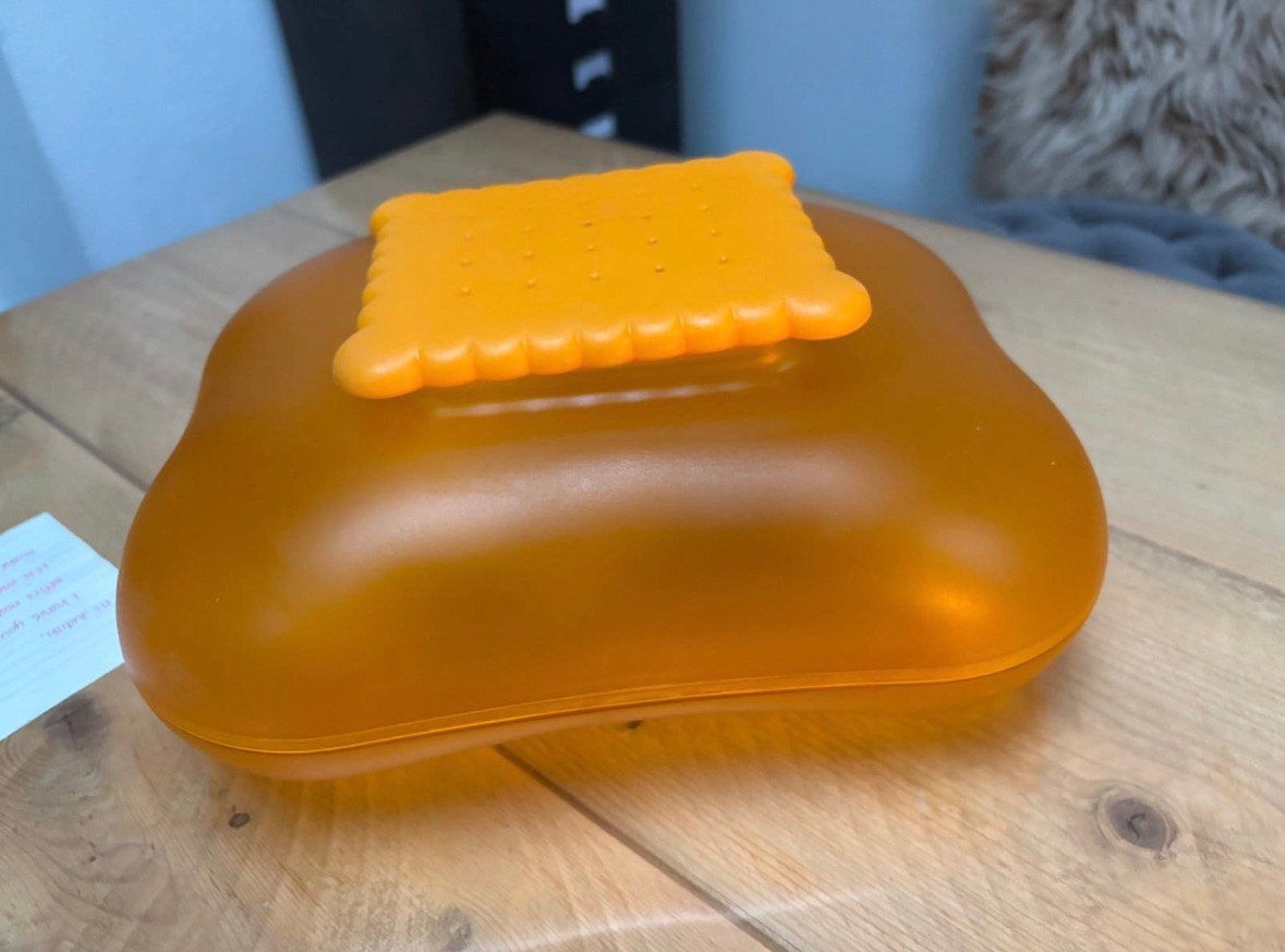 Alessi mary biscuit - koektrommel oranje, Huis en Inrichting, Gebruikt, ., Ophalen of Verzenden, .