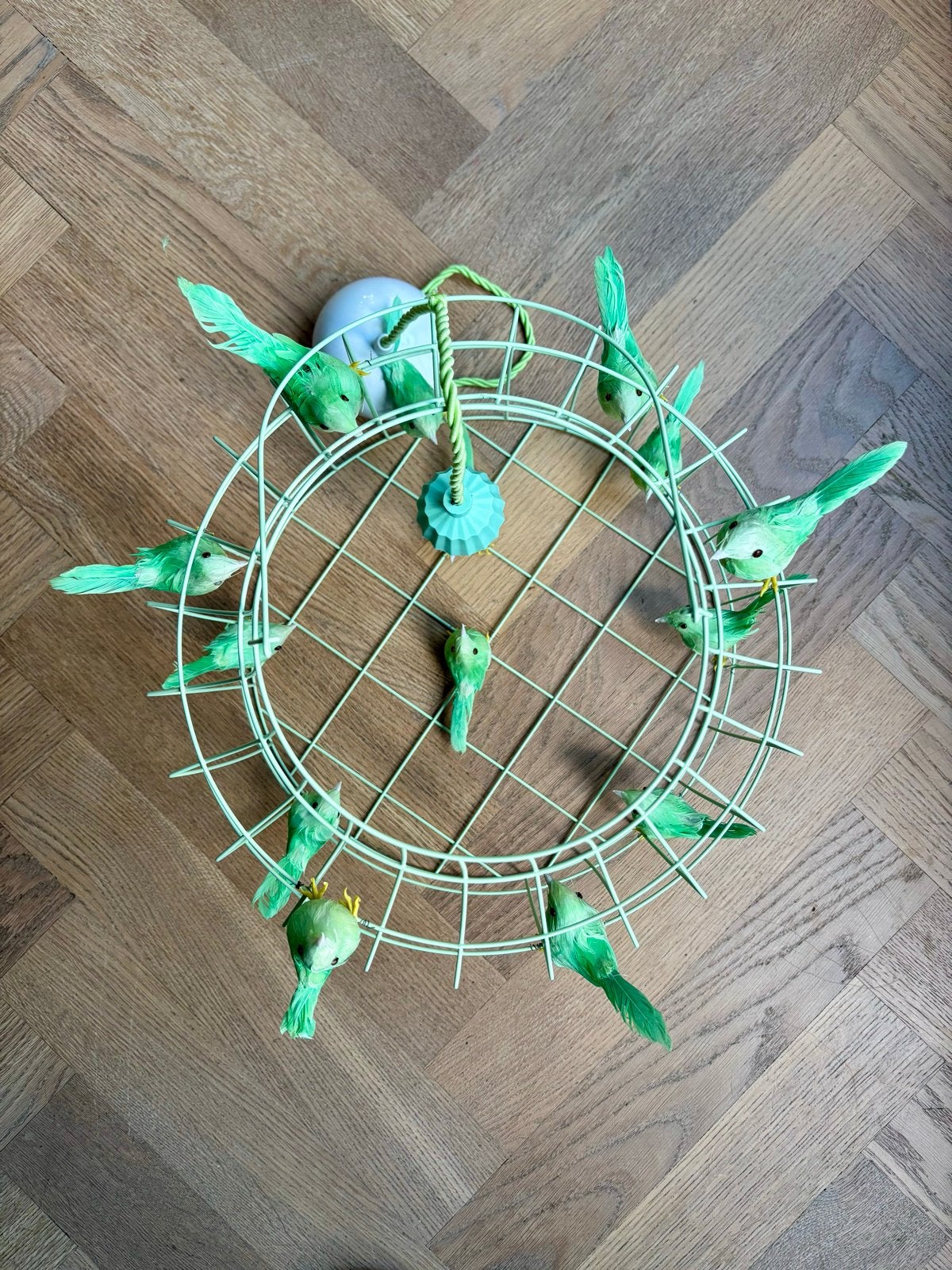 Unieke hanglamp in vogelkooi-stijl met groene vogels, Ophalen, Zo goed als nieuw, Metaal, E27 (groot)
