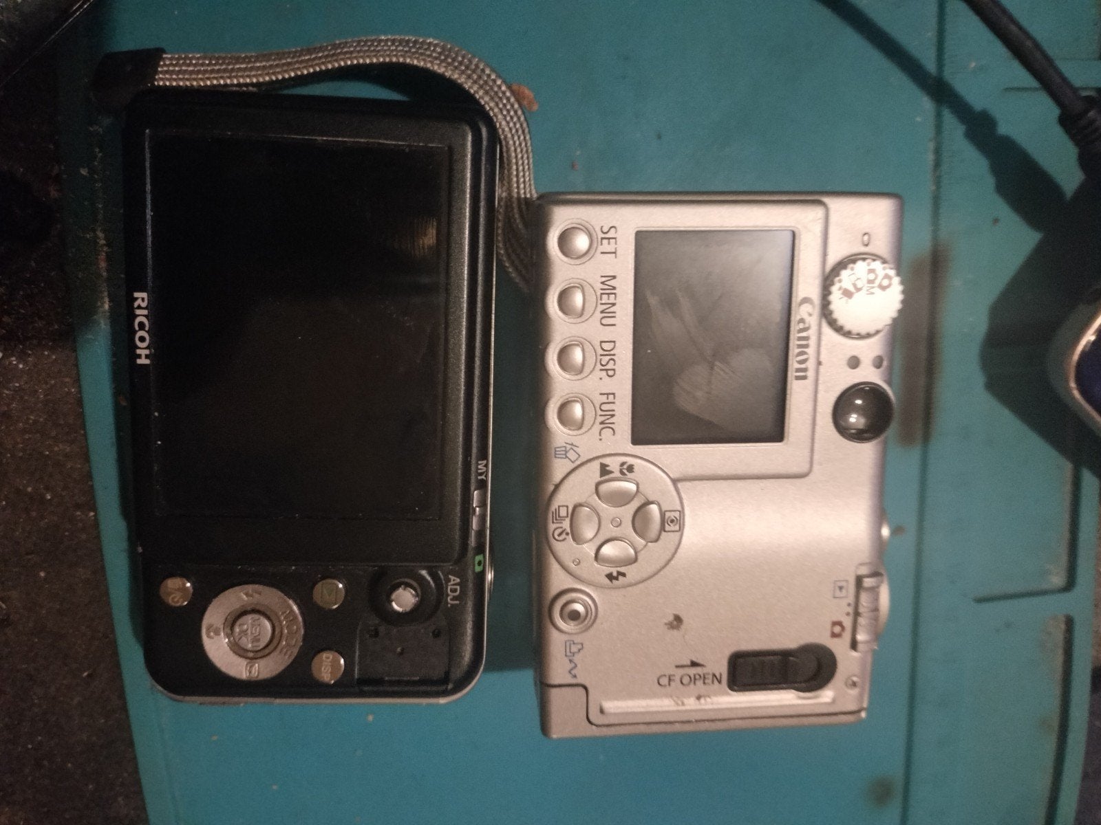 Canon Digital IXUS 430 & Ricoh Caplio R7 - Compactcamera's, Gebruikt, Canon, Ophalen of Verzenden, Compactcamera