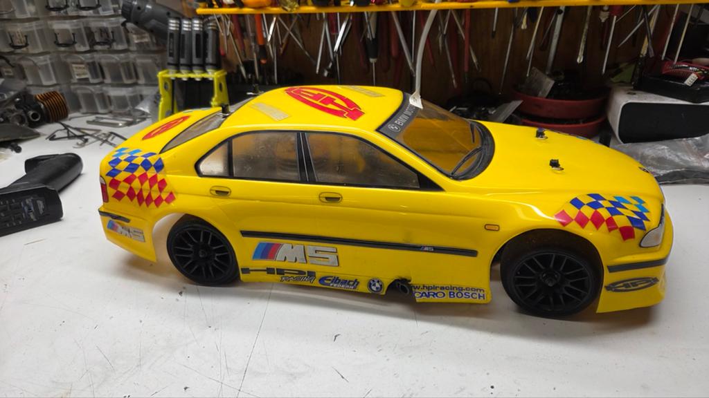 Te koop leuke carson, Gebruikt, Ophalen of Verzenden, Schaal 1:10, Auto onroad