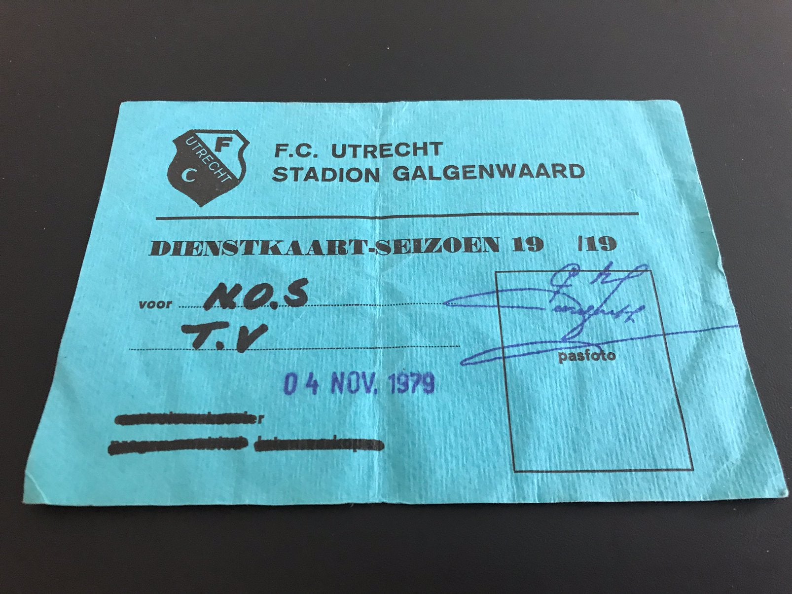 2x dienstkaart FC Utrecht tegen AZ ‘67 in 1979 en 1982, Ophalen of Verzenden, Zo goed als nieuw, F.C. Utrecht