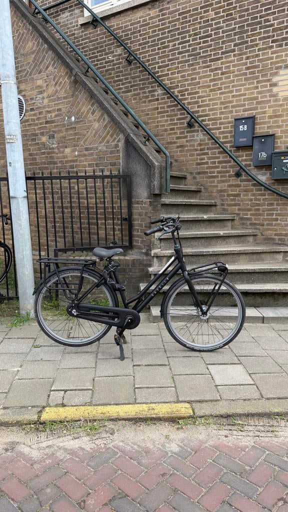 Black Gazelle City Bike – Stylish & Comfortable, Ophalen, Zo goed als nieuw, Gazelle