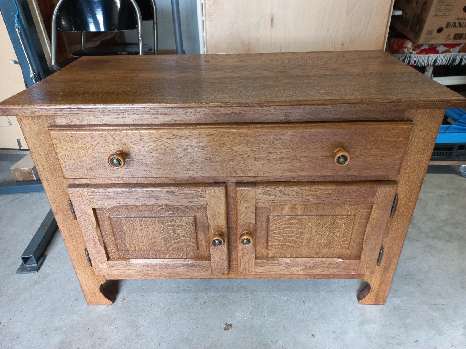 Eiken houten kastje met lade en deurtjes, Ophalen, Gebruikt