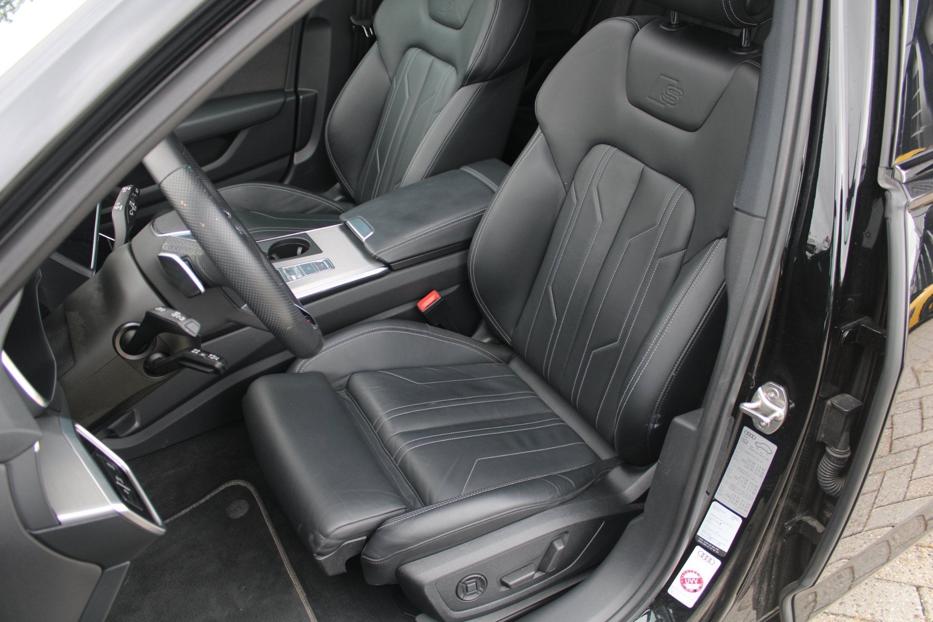 Audi A6 Avant 55 TFSI e Quattro S-Line Competition | Pano |, Auto's, Automaat, Gebruikt, 4 cilinders, Zwart