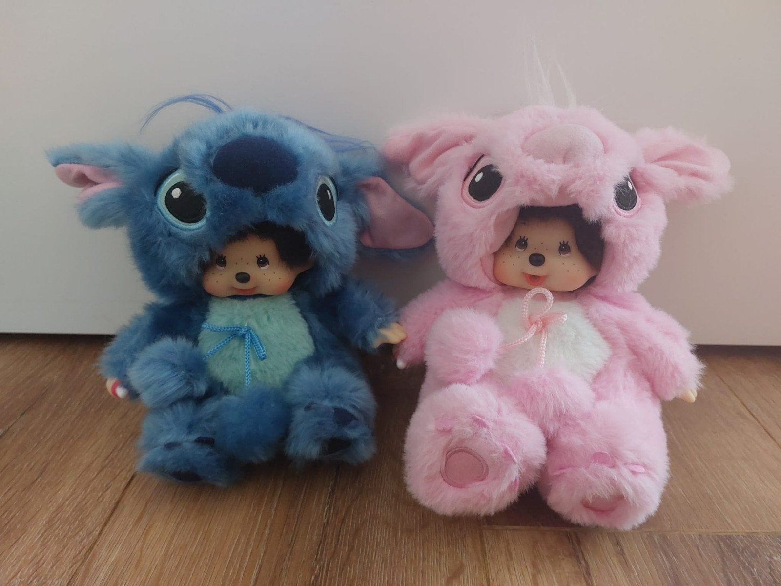 Monchichi Angel & Stitch versie - capuchon afneembaar, Kinderen en Baby's, Speelgoed | Knuffels en Pluche, Gebruikt, Overige merken