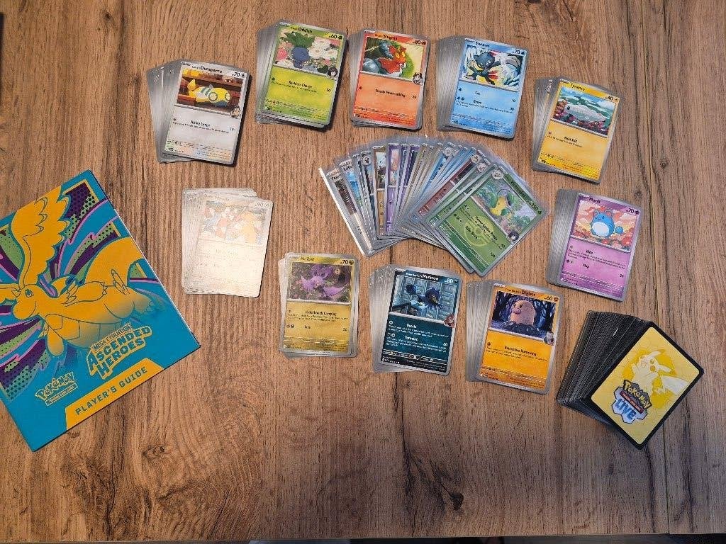 Accendid Heros Bulk, Ophalen of Verzenden, Zo goed als nieuw, Meerdere kaarten