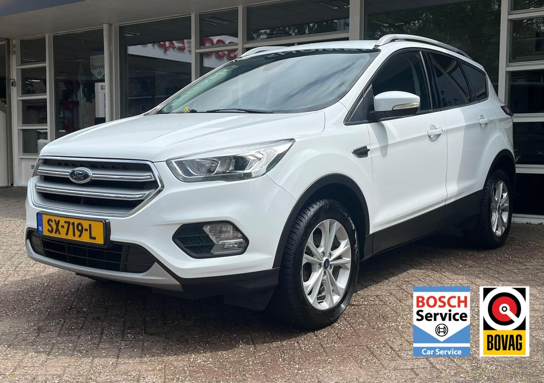 Ford Kuga 1.5 EcoBoost Titanium Climat, Cruise, Pdc, Trekhaa, Auto's, Euro 6, 4 cilinders, Wit, Bedrijf