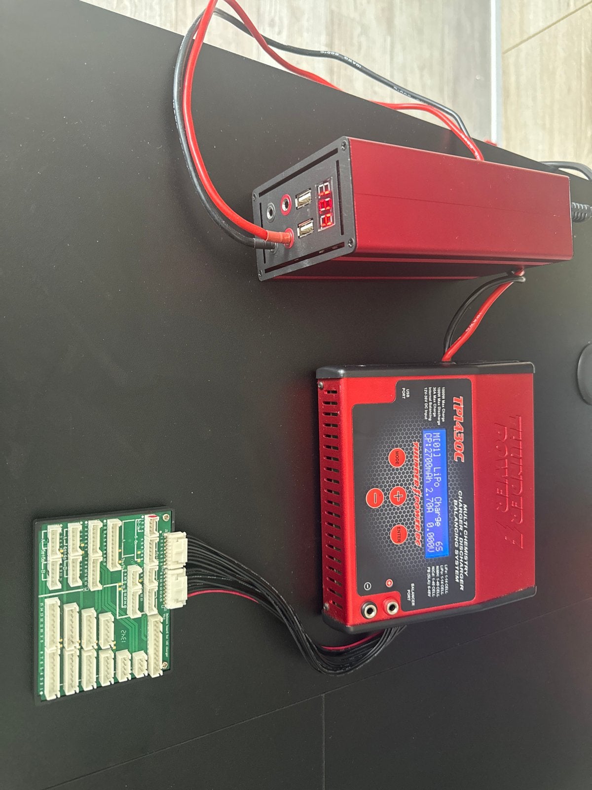 Thunder Power TP430C Lipo Lader (1000W) met Power Genius PSX, Ophalen of Verzenden, Zo goed als nieuw, Onderdeel