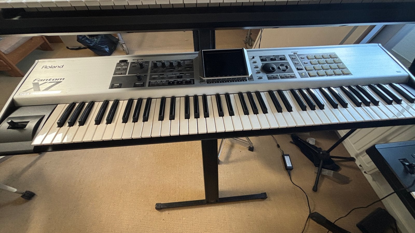 Roland Fantom X7 workstation inclusief flightcase, Roland, Ophalen of Verzenden, Zo goed als nieuw, Aanslaggevoelig