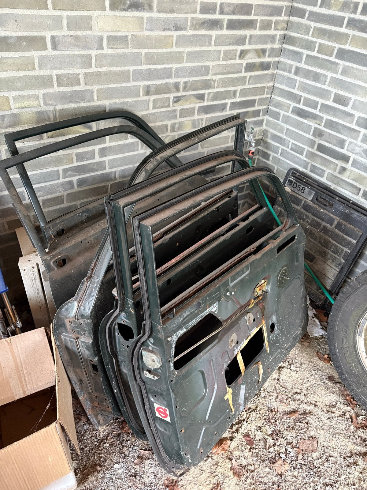 Volvo Amazon tweed. portieren links en rechts incl. roest, Ophalen, Gebruikt, Deur, Links