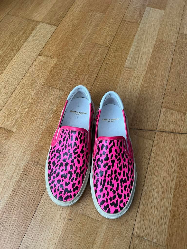 Nieuwe fuchsia roze Yves Saint Laurent schoenen mt 36, Instappers, Nieuw, Ophalen of Verzenden, Roze