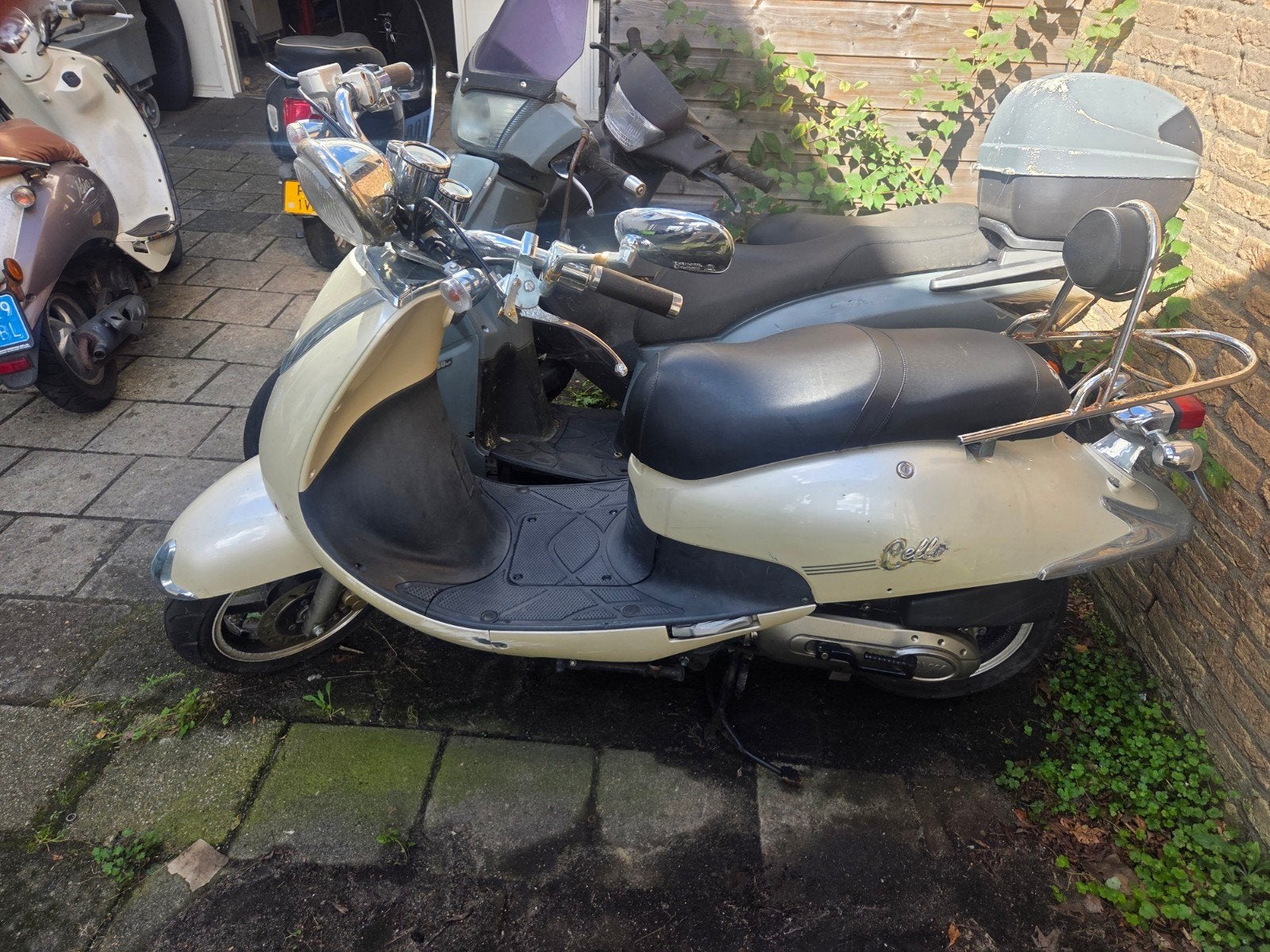 Sym mio 25km Sym allo opknapper of voor onderdelen, Mio, Gebruikt, Ophalen of Verzenden, Benzine